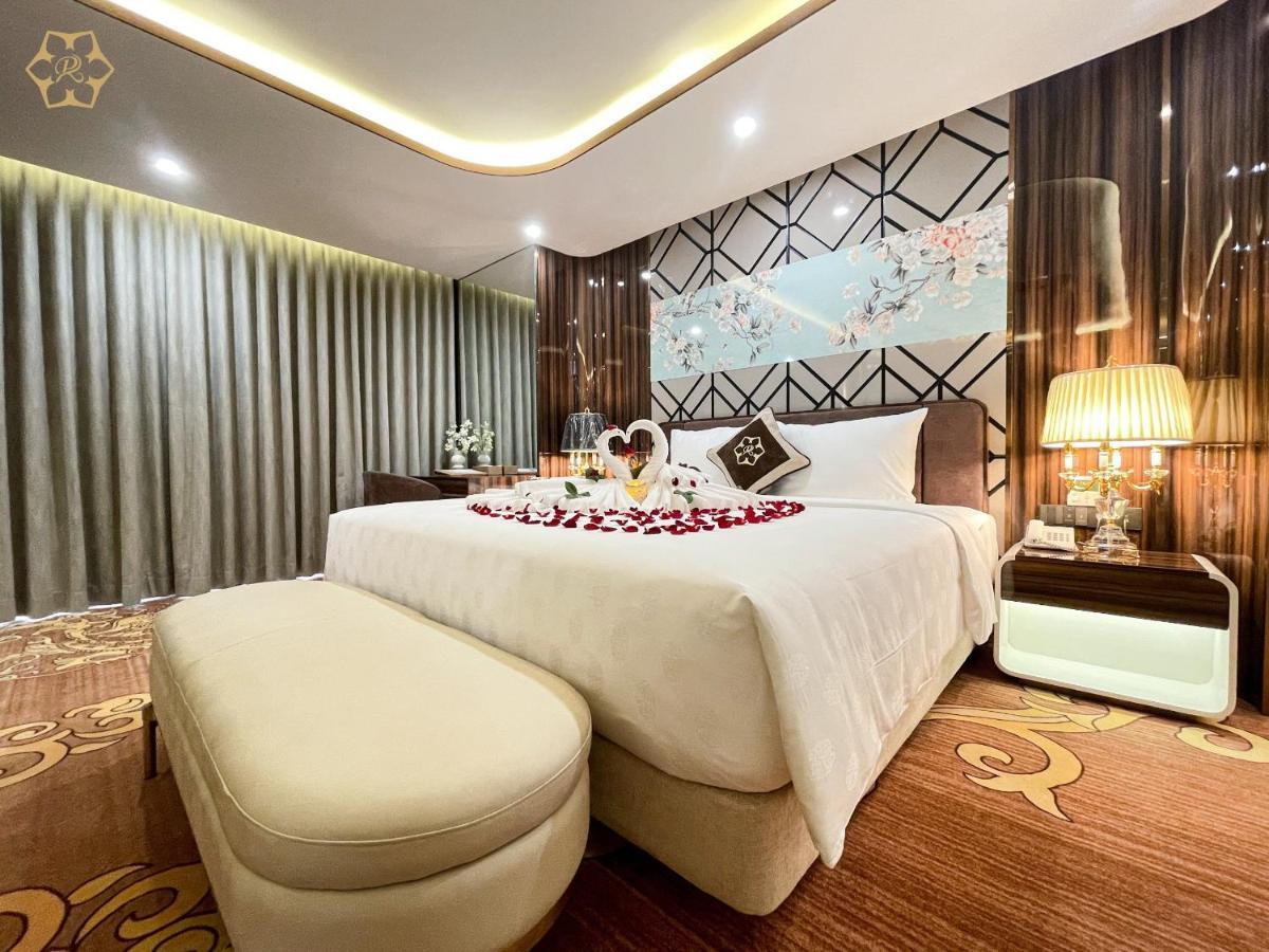 Cua Dong Luxury Hotel Vinh Esterno foto