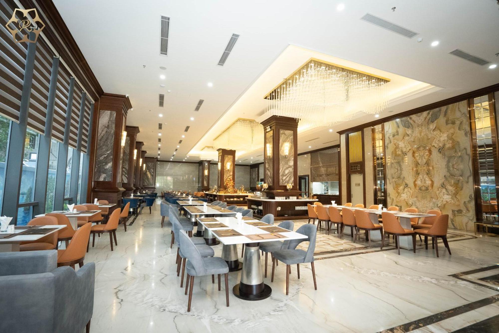Cua Dong Luxury Hotel Vinh Esterno foto