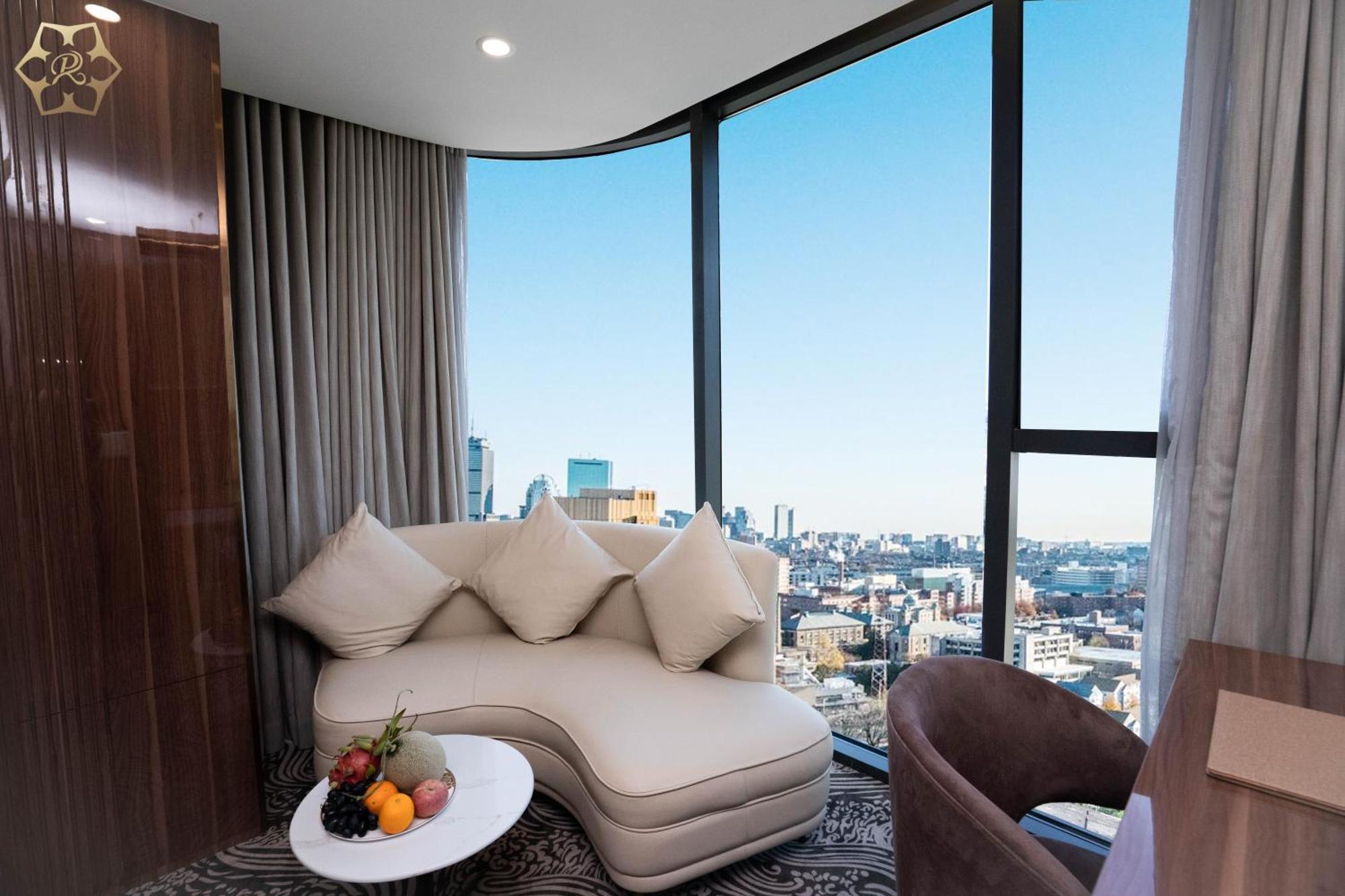 Cua Dong Luxury Hotel Vinh Esterno foto