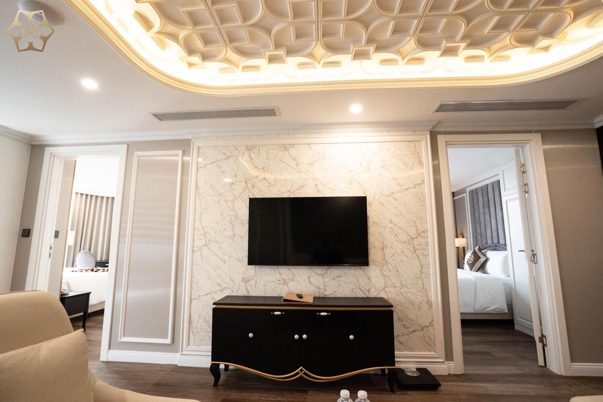 Cua Dong Luxury Hotel Vinh Esterno foto