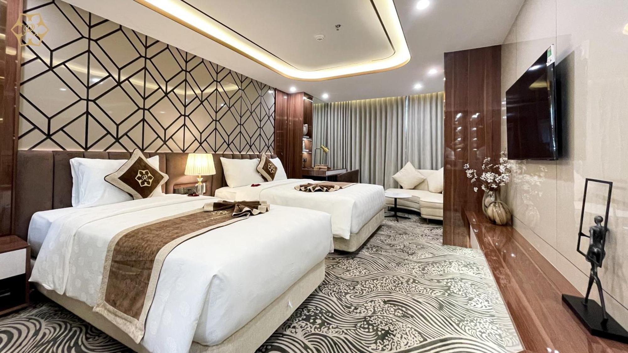 Cua Dong Luxury Hotel Vinh Esterno foto