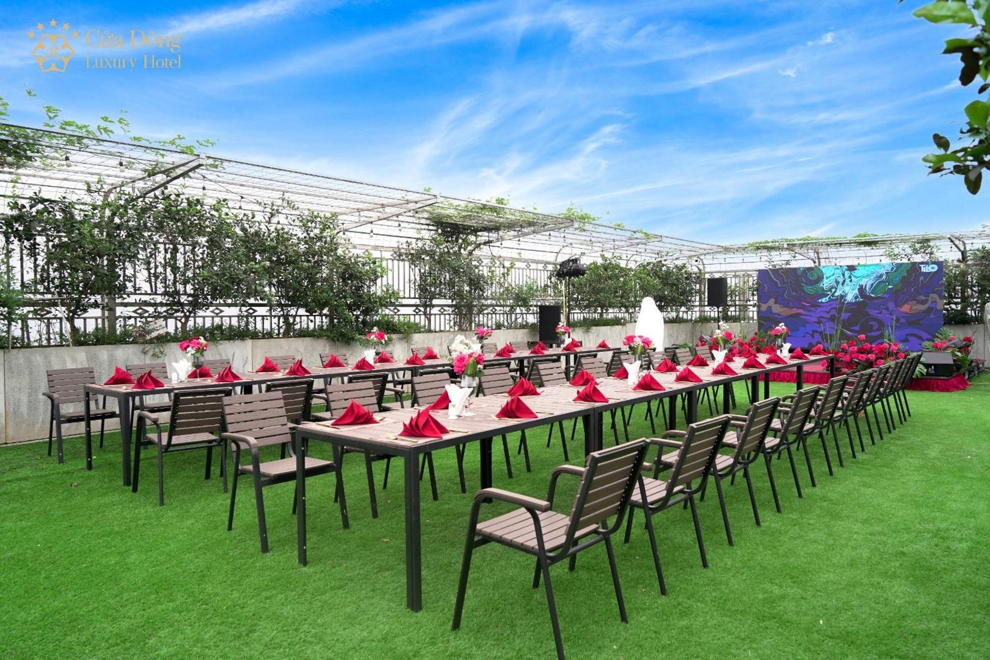 Cua Dong Luxury Hotel Vinh Esterno foto