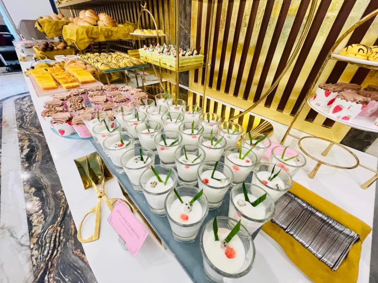 Cua Dong Luxury Hotel Vinh Esterno foto