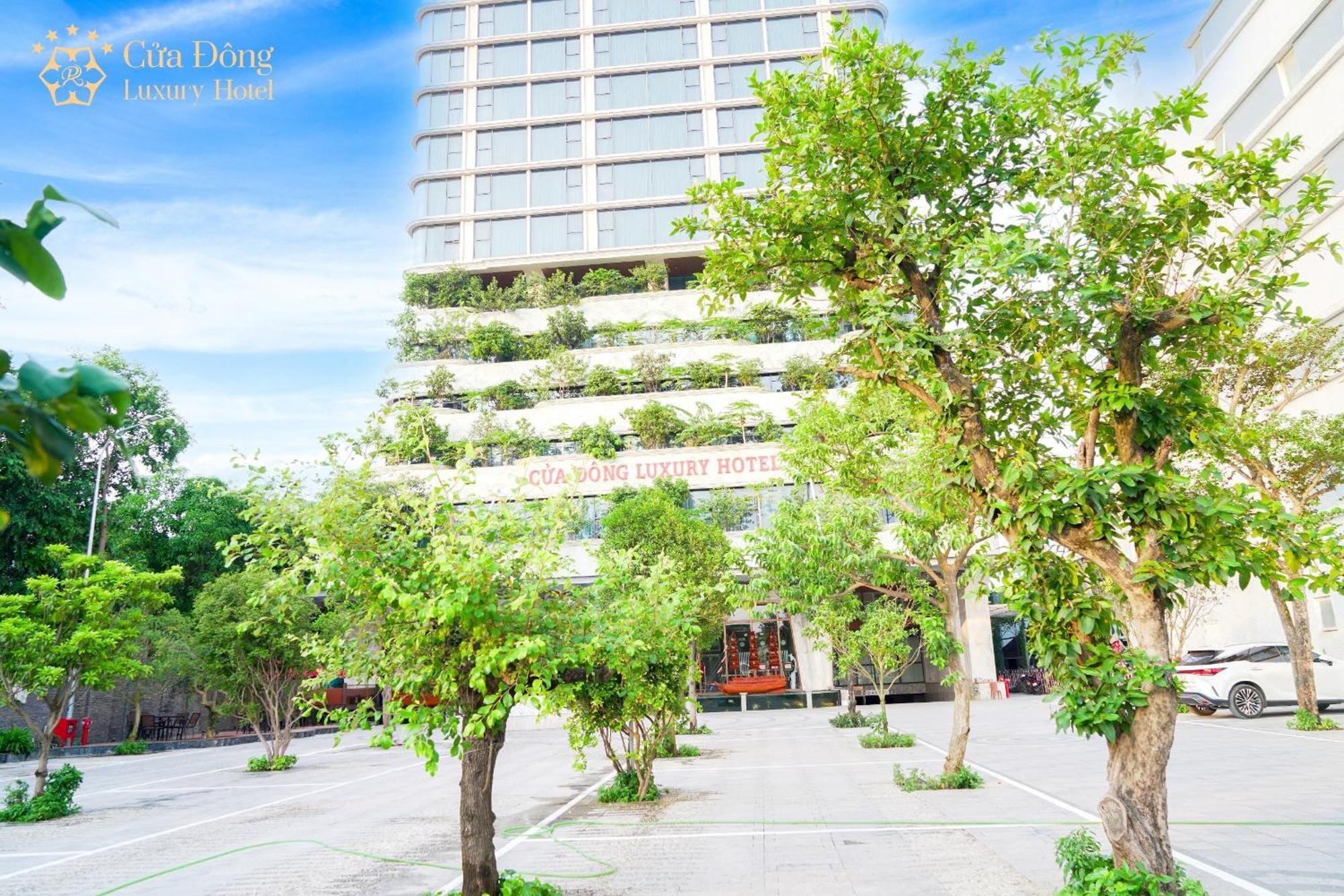 Cua Dong Luxury Hotel Vinh Esterno foto