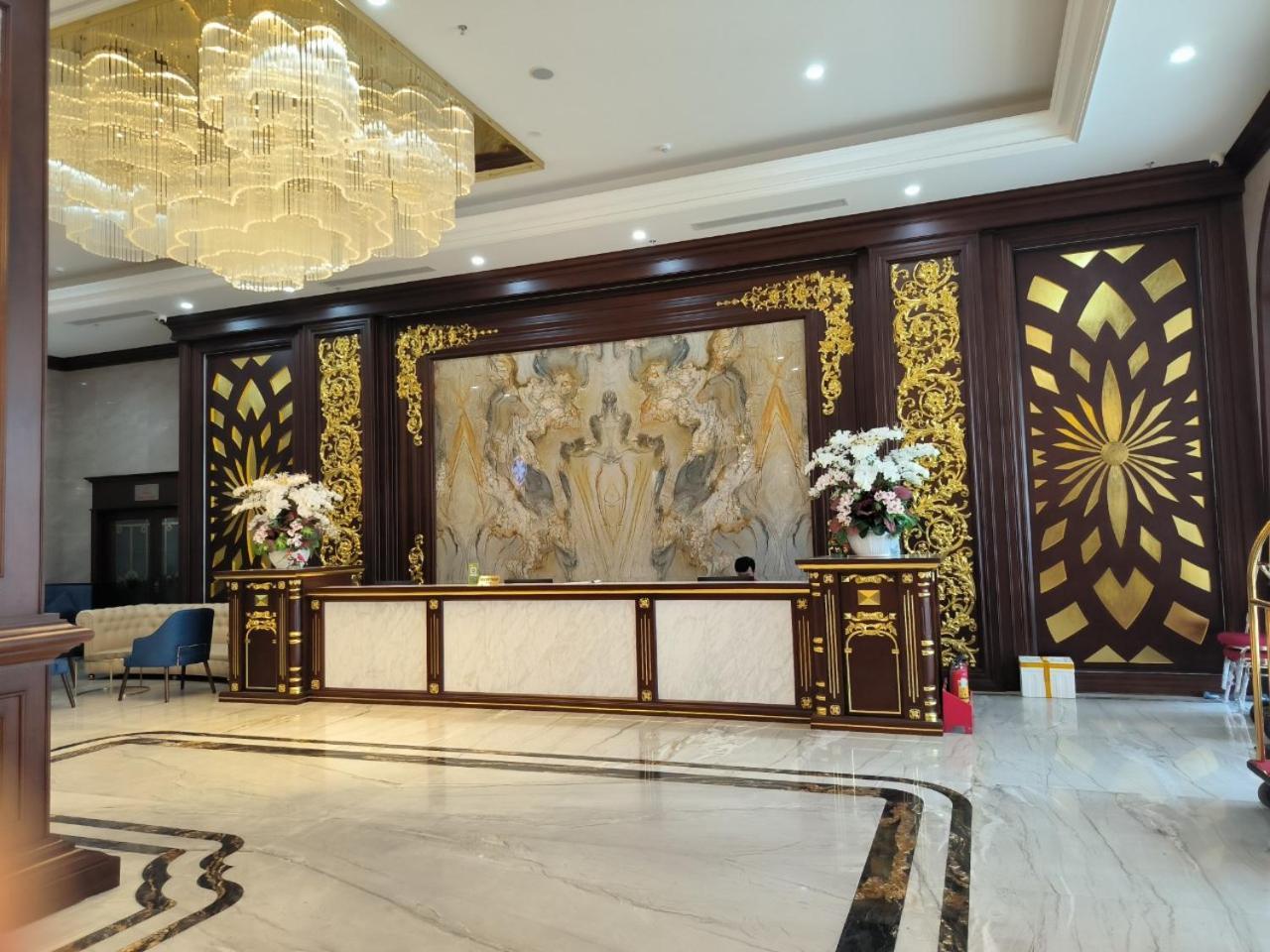Cua Dong Luxury Hotel Vinh Esterno foto
